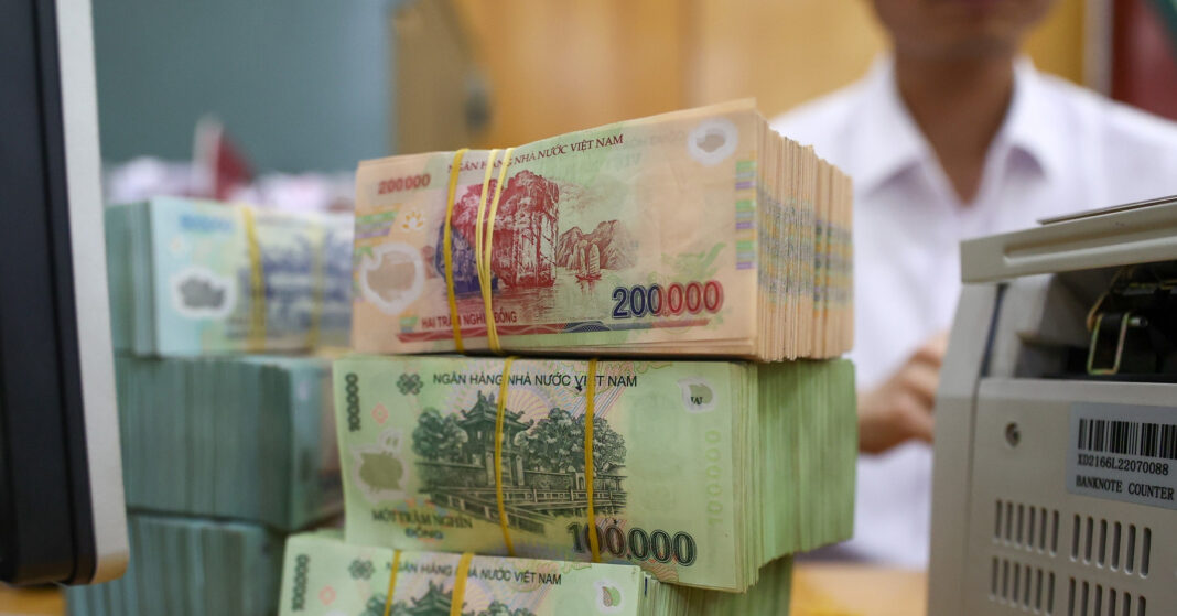 Lãi suất ngân hàng hôm nay 28/8/2024: Ngân hàng big4 trả lãi cao nhất bao nhiêu?