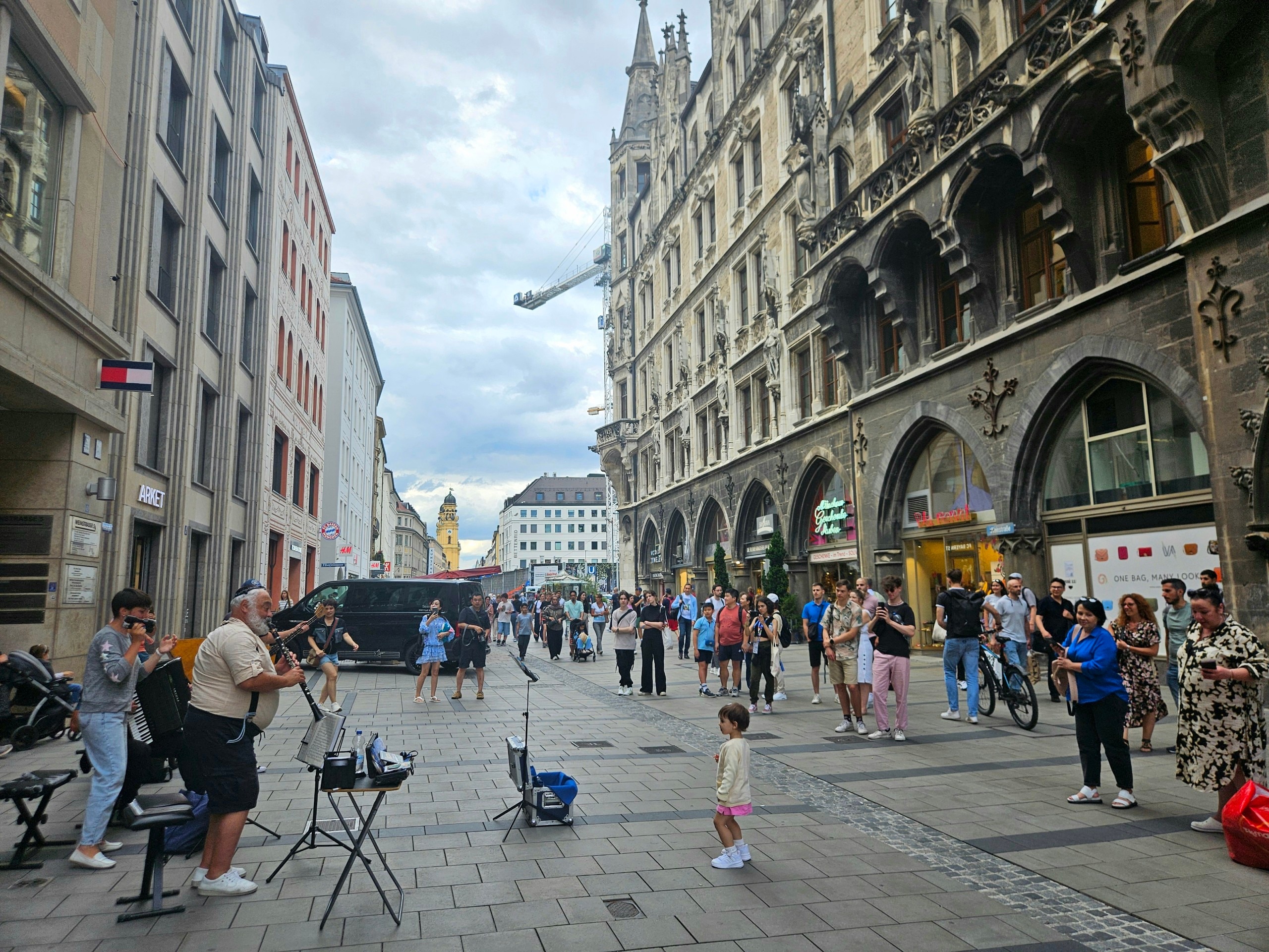 Mùa hè thong dong ở Munich- Ảnh 1.