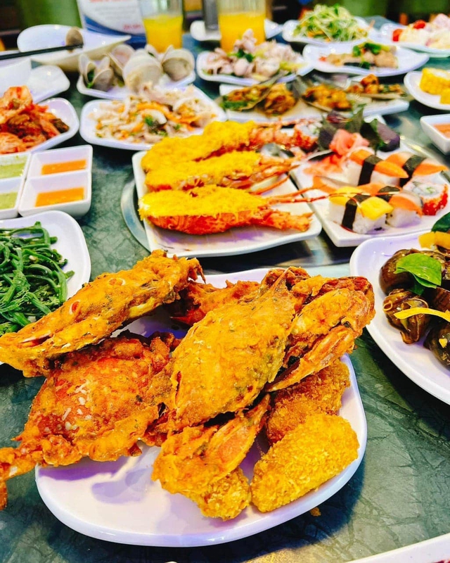 Những nhà hàng hải sản nổi tiếng với thực đơn buffet ‘hút khách’ tại Hải Phòng- Ảnh 1.