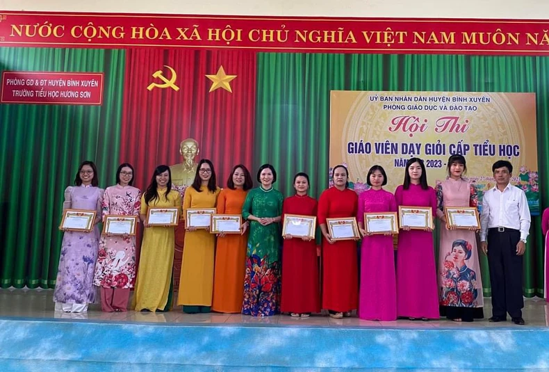 Ở nơi học lưu ban là chuyện thường tình ảnh 1