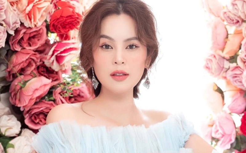 Phuong Le and Vietnamese beauty queens return the crown - Vietnam.vn