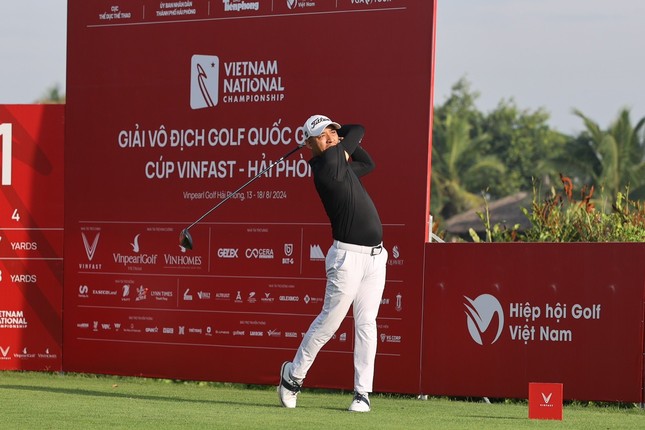 Tranh tài hấp dẫn tại giải vô địch golf quốc gia 2024 Cúp VinFast - Hải Phòng- Ảnh 1.