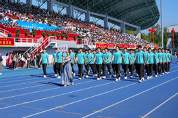 Čínští sportovci.jpg