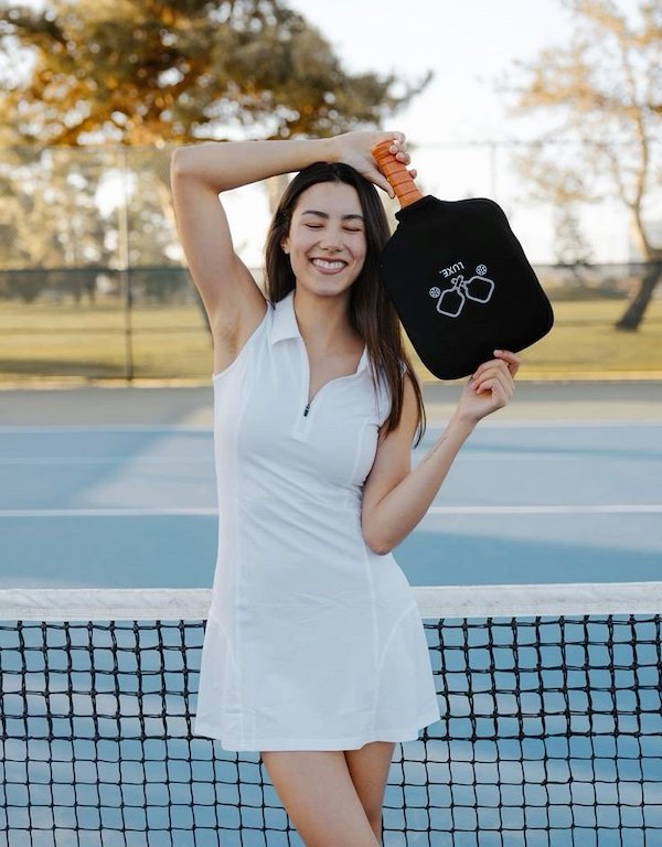 Mẫu váy liền phù hợp để chơi pickleball. Ảnh: Sport News