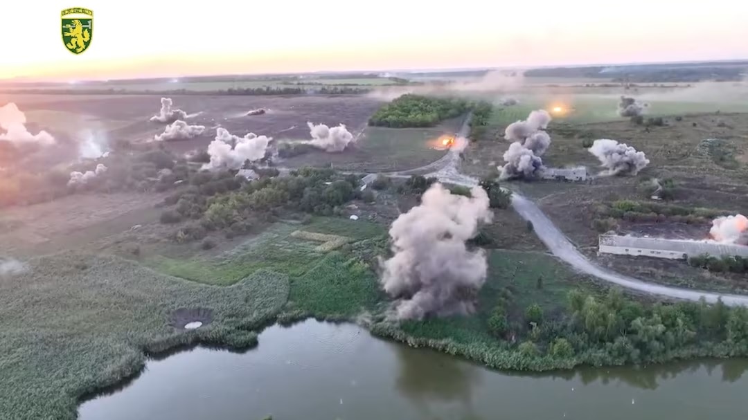 ukraine cong bo video tan cong cau phao va quan doi nga o kursk noi su dung vu khi my hinh 1