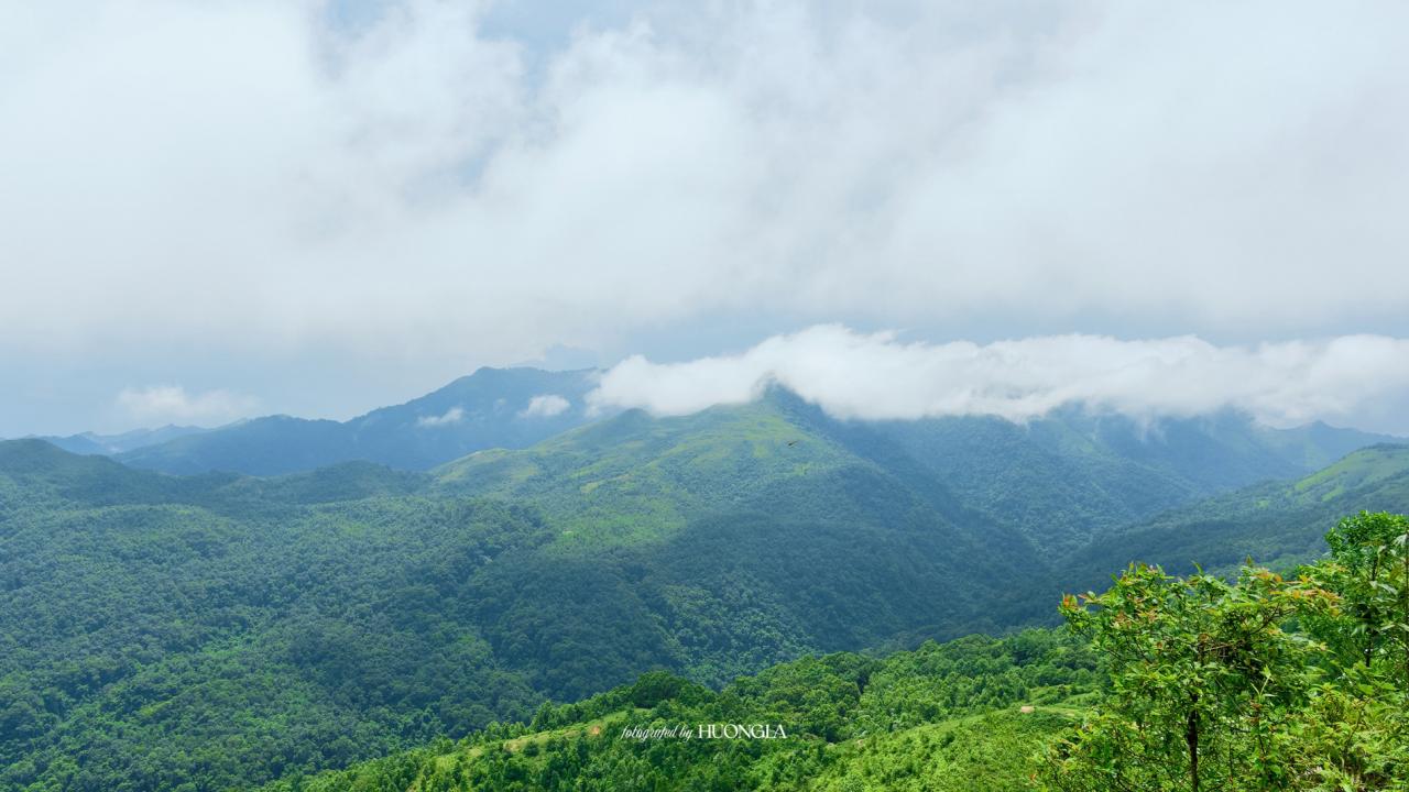 'Đà Lạt thu nhỏ' cách Hà Nội 100km, khách tới săn mây, cắm trại giữa rừng'Đà Lạt thu nhỏ' cách Hà Nội 100km, khách tới săn mây, cắm trại giữa rừng