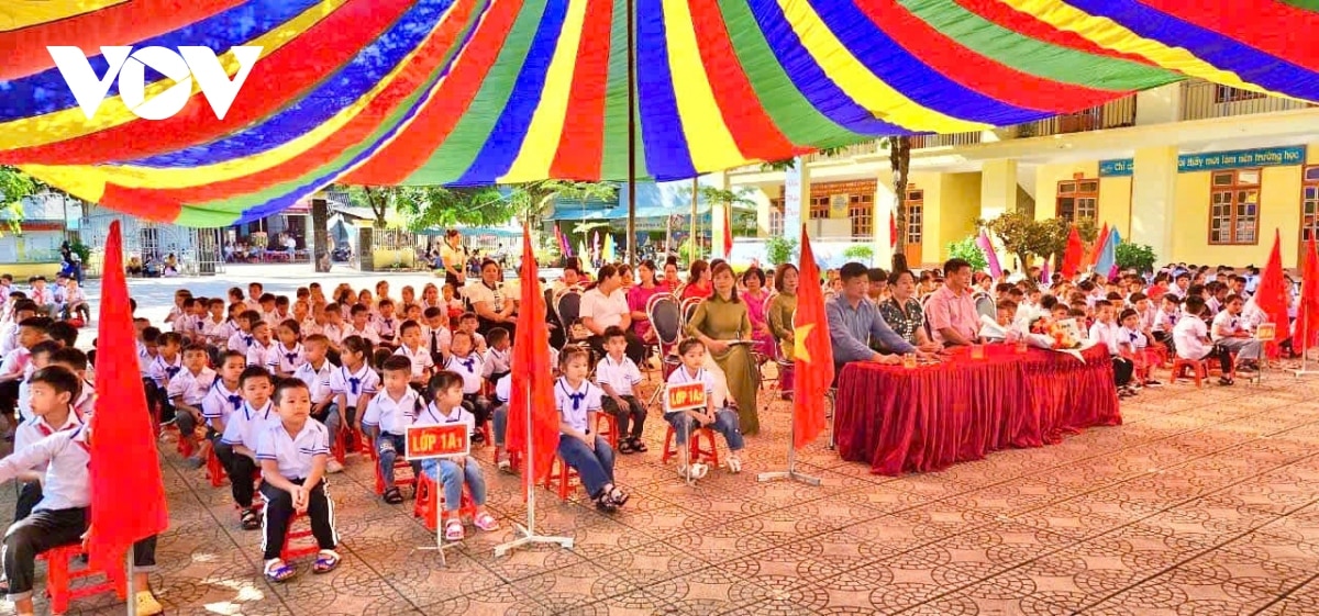 1,2 triệu học sinh Tây Bắc vượt mưa lũ, tự tin bước vào năm học mới