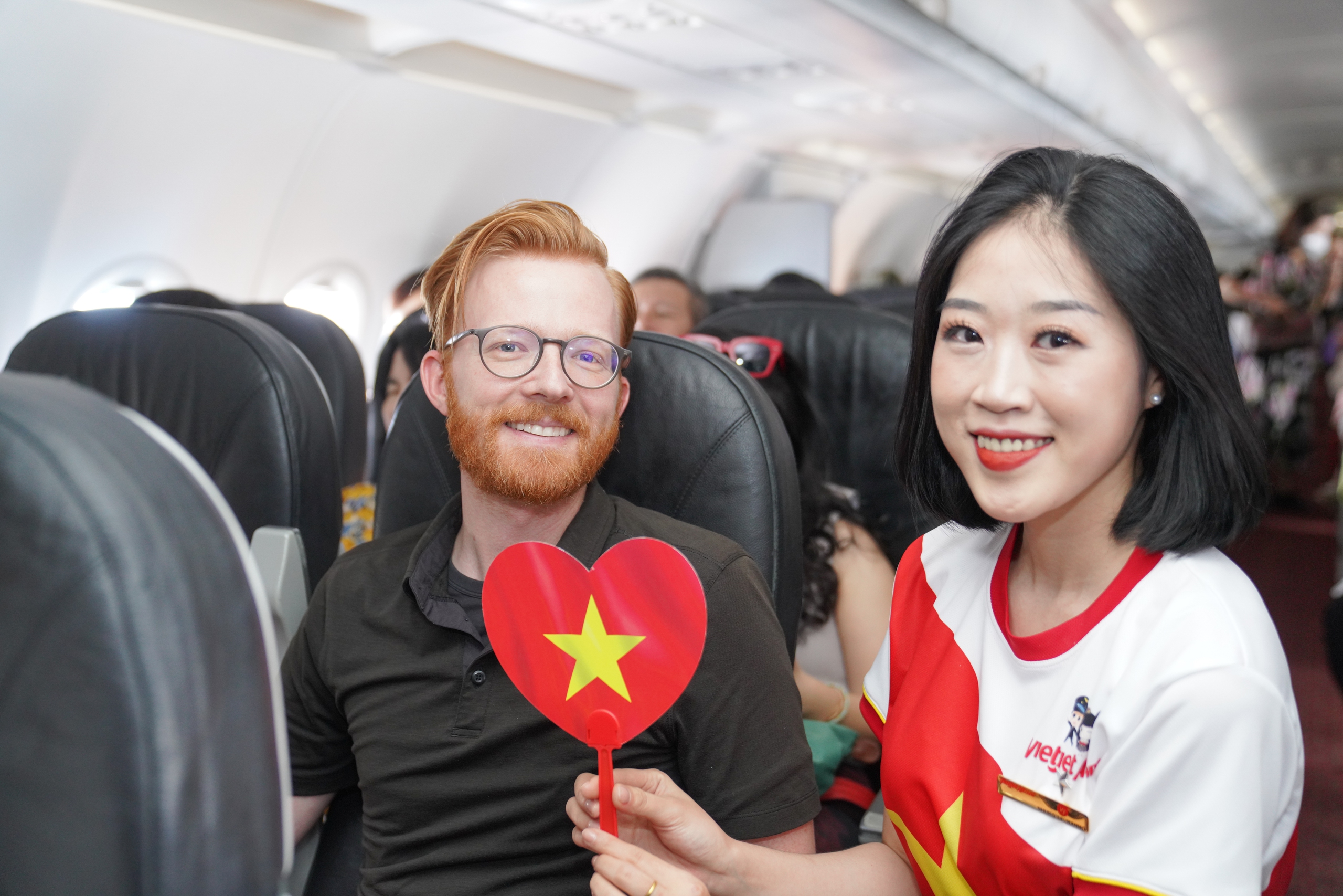 Muôn ánh sao vàng trên những chuyến bay Vietjet dịp Quốc khánh 2/9- Ảnh 2.