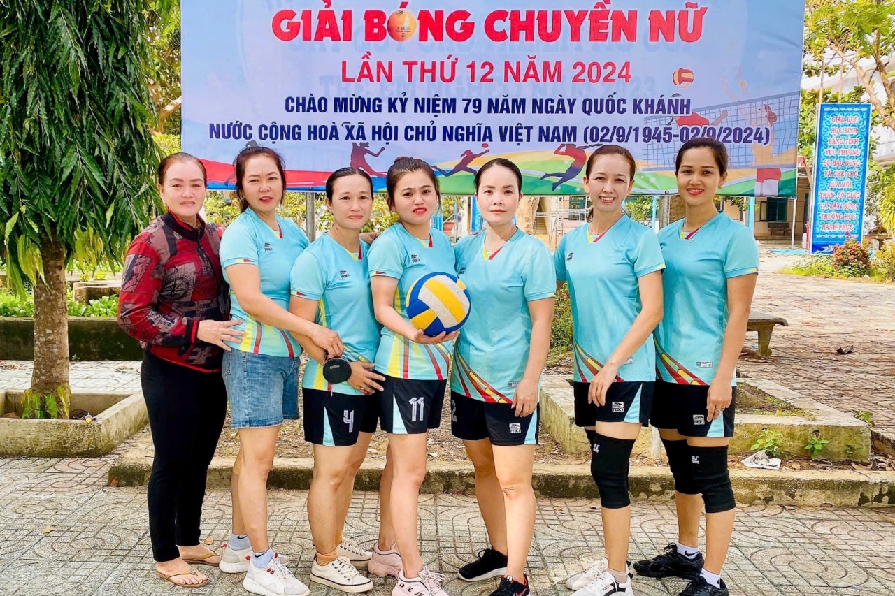 Bình Thuận: Sôi nổi Giải bóng chuyền nữ xã Đức Phú chào mừng Quốc khánh 2.9 -0