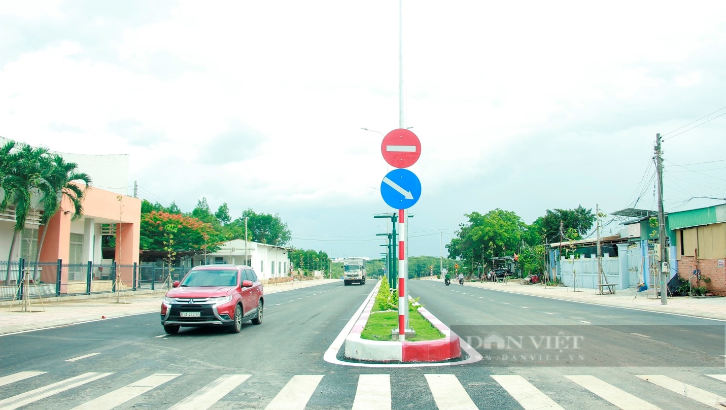 Bình Phước lan tỏa phong trào “Dân vận khéo, việc phố, việc làng; đất vàng cũng hiến” - Ảnh 3.