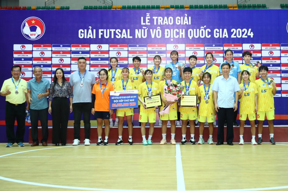 Những khoảnh khắc đẹp khép lại giải VĐQG futsal nữ 2024- Ảnh 8.