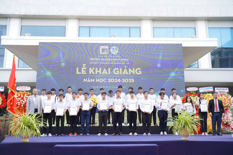 Sinh viên Đại học Bách khoa Đà Nẵng có việc làm ngay sau khi trường. Ảnh: Nguyễn Linh