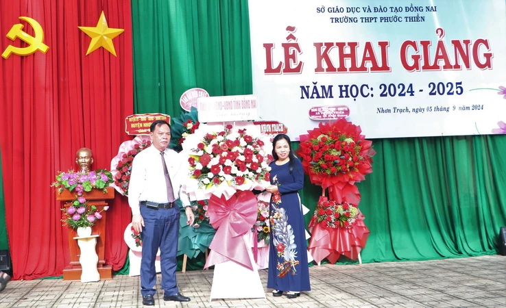 Đồng Nai: Hơn 900 trường học khai giảng năm học mới 2024-2025 ảnh 3