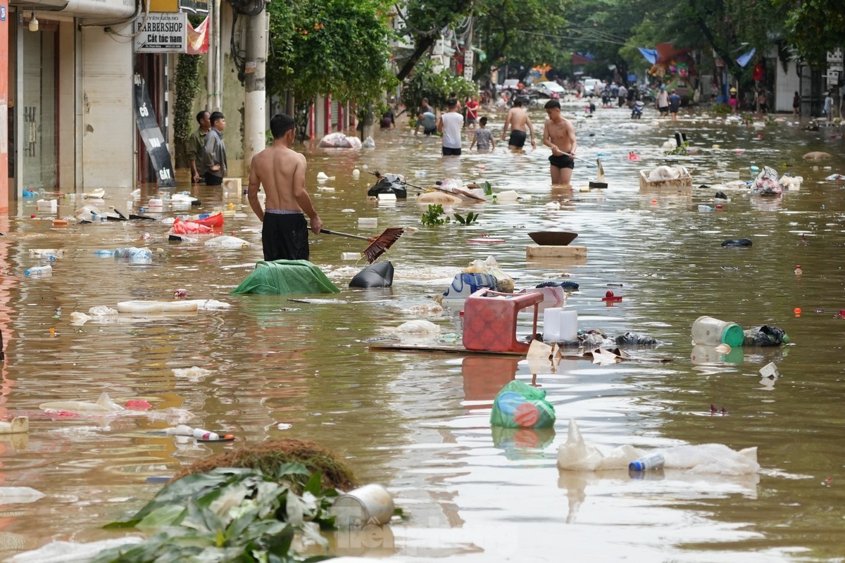 Hình ảnh Tuyên Quang sau trận ngập lụt ảnh 4