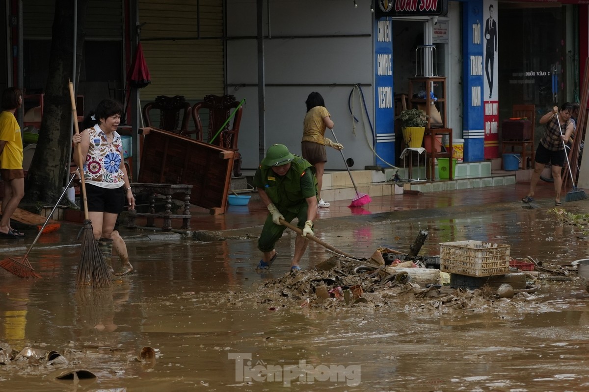 Hình ảnh Tuyên Quang sau trận ngập lụt ảnh 11