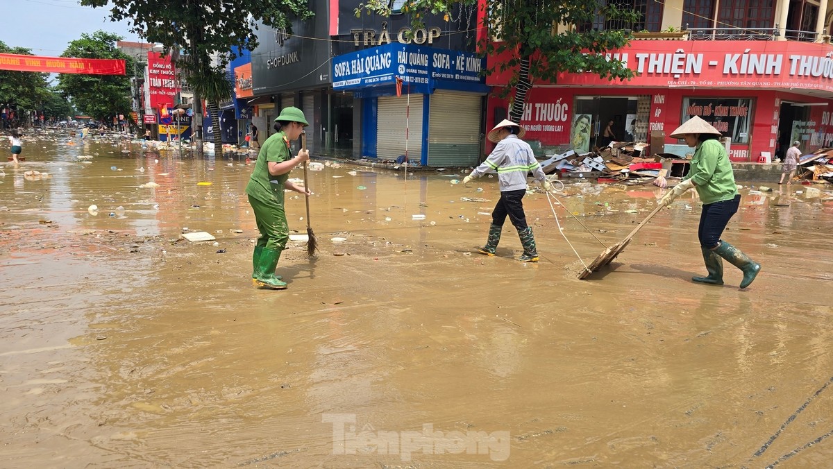 Hình ảnh Tuyên Quang sau trận ngập lụt ảnh 13