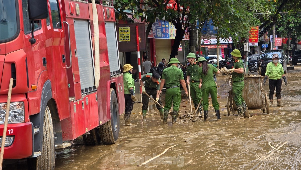 Hình ảnh Tuyên Quang sau trận ngập lụt ảnh 15