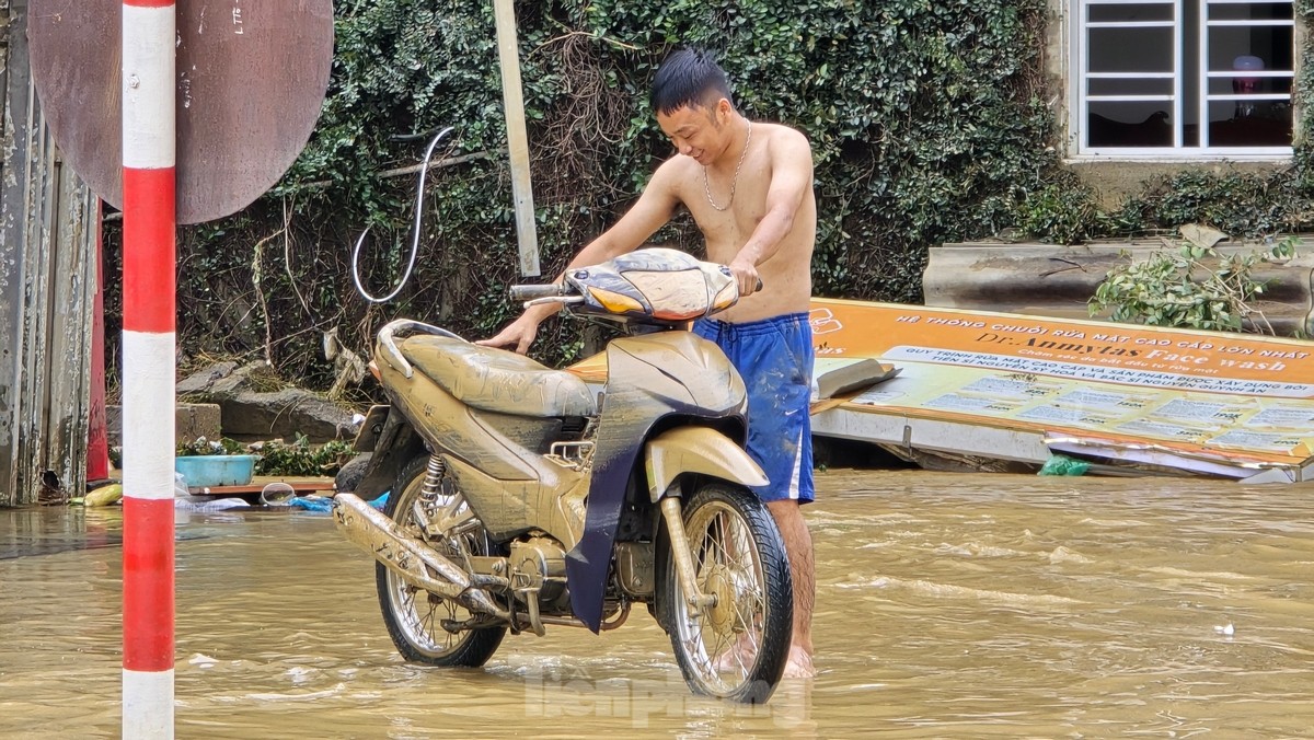 Hình ảnh Tuyên Quang sau trận ngập lụt ảnh 17