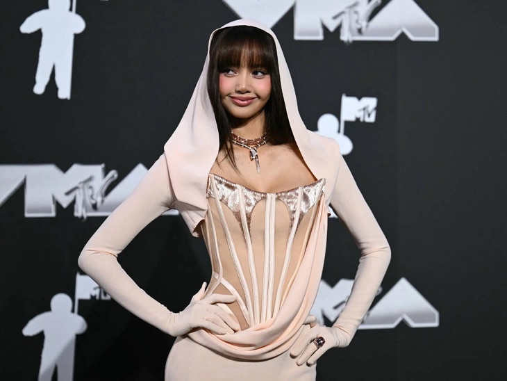 Taylor Swift thắng lớn, Lisa Black Pink gây ấn tượng tại MTV Video Music Awards - Ảnh 5.