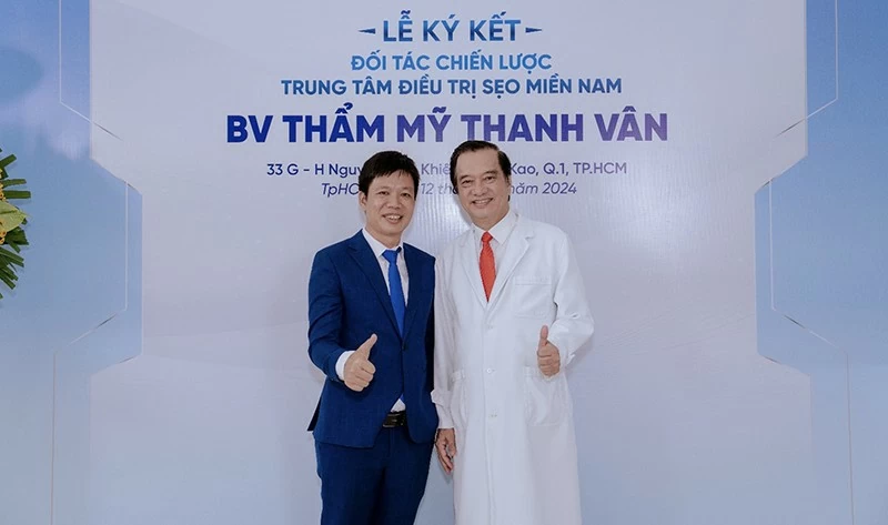 Ông Mai Xuân Dưỡng và TS. BS Nguyễn Thanh Vân – GĐ Bệnh viện Thẩm mỹ Thanh Vân