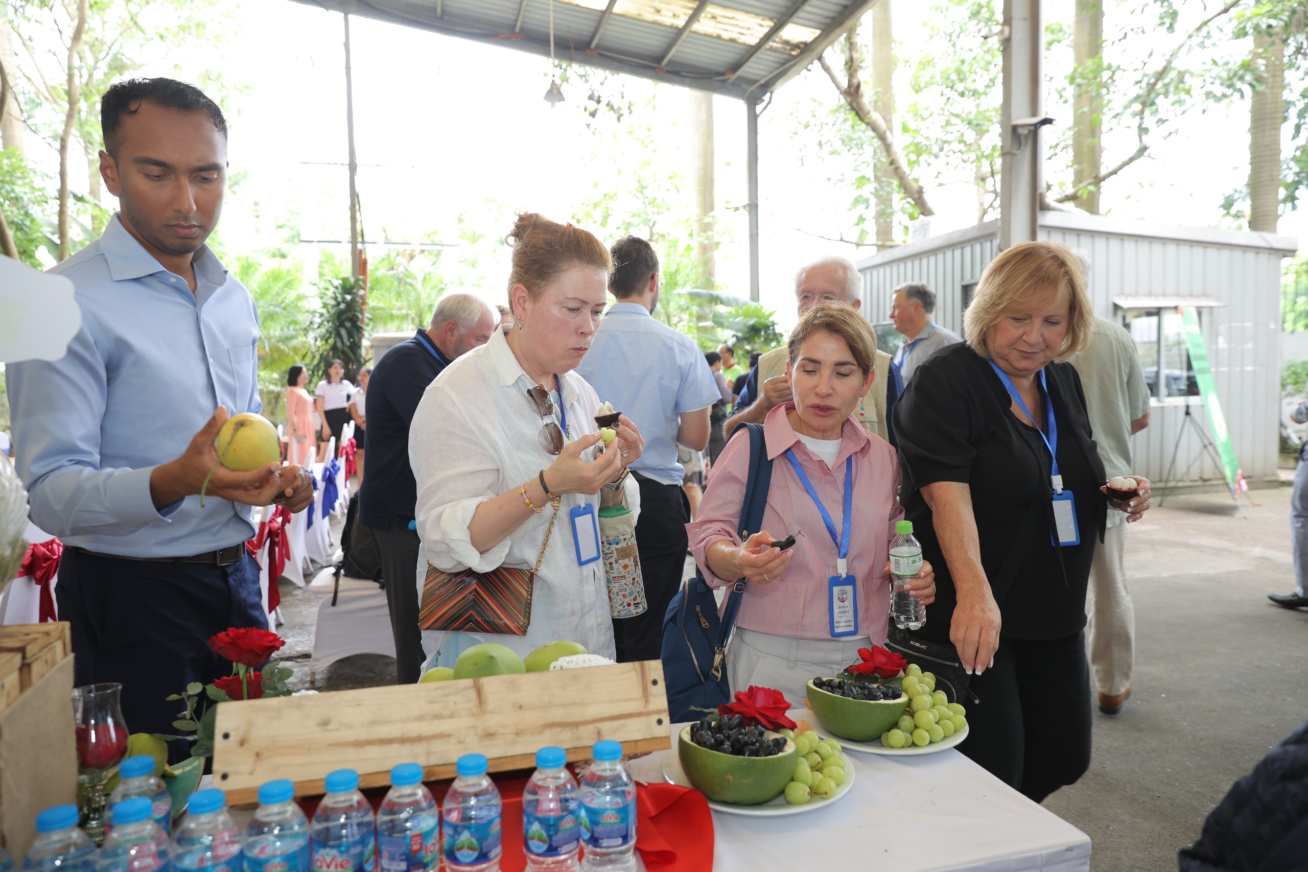 Phái đoàn các doanh nghiệp nông nghiệp Mỹ thăm Klever Fruit - chuỗi trái cây nhập khẩu lớn nhất Việt Nam - Ảnh 3.