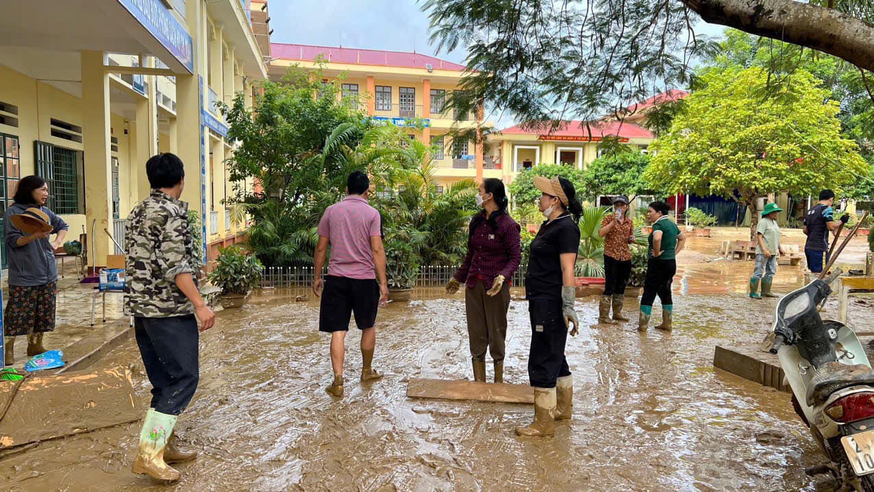 35 học sinh Lào Cai thiệt mạng và mất tích do bão lũ- Ảnh 2.