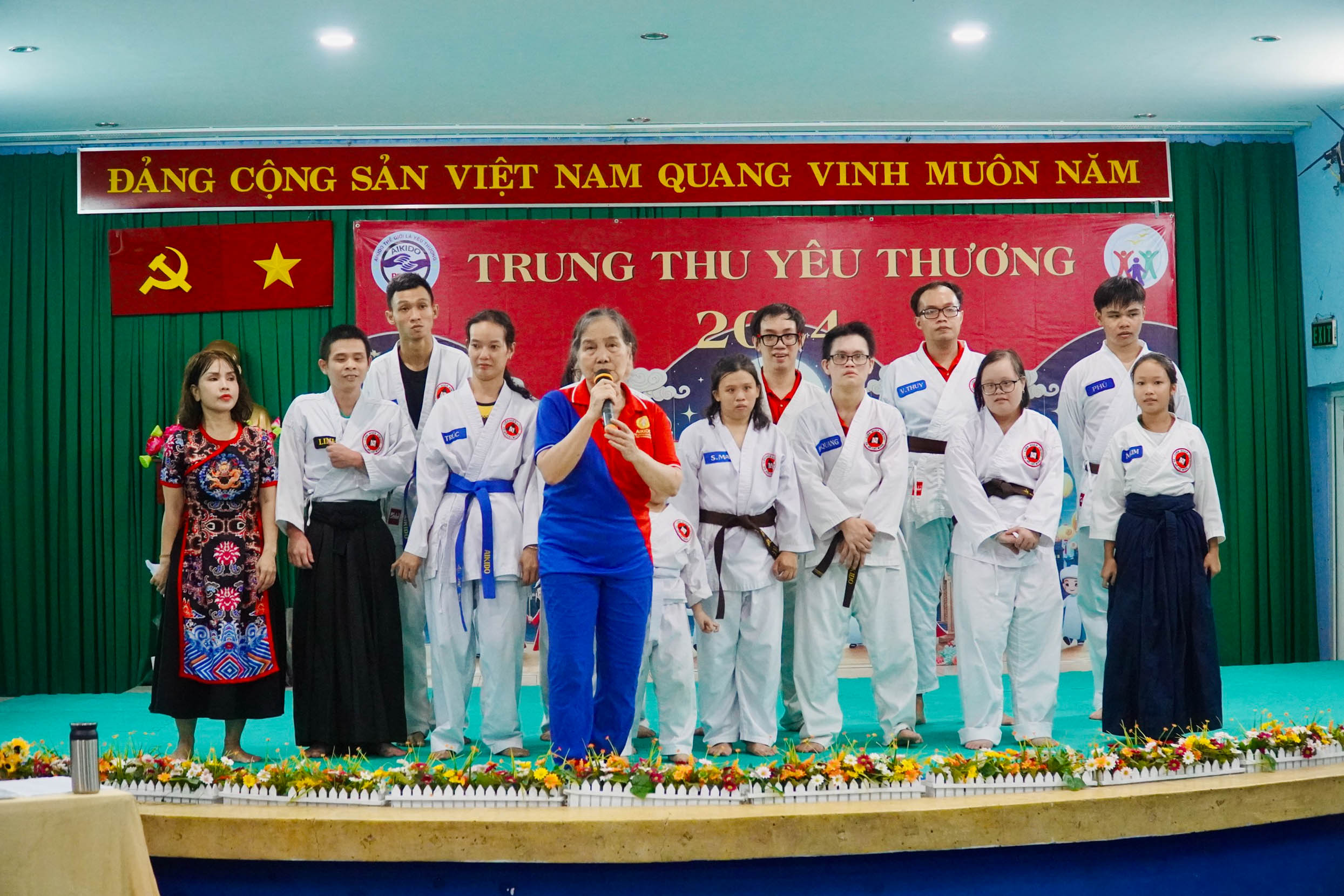 Trung thu ấm áp cho những đứa trẻ 