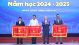 ডাব্লু-ট্রাও কো থি দুআ ১.jpg