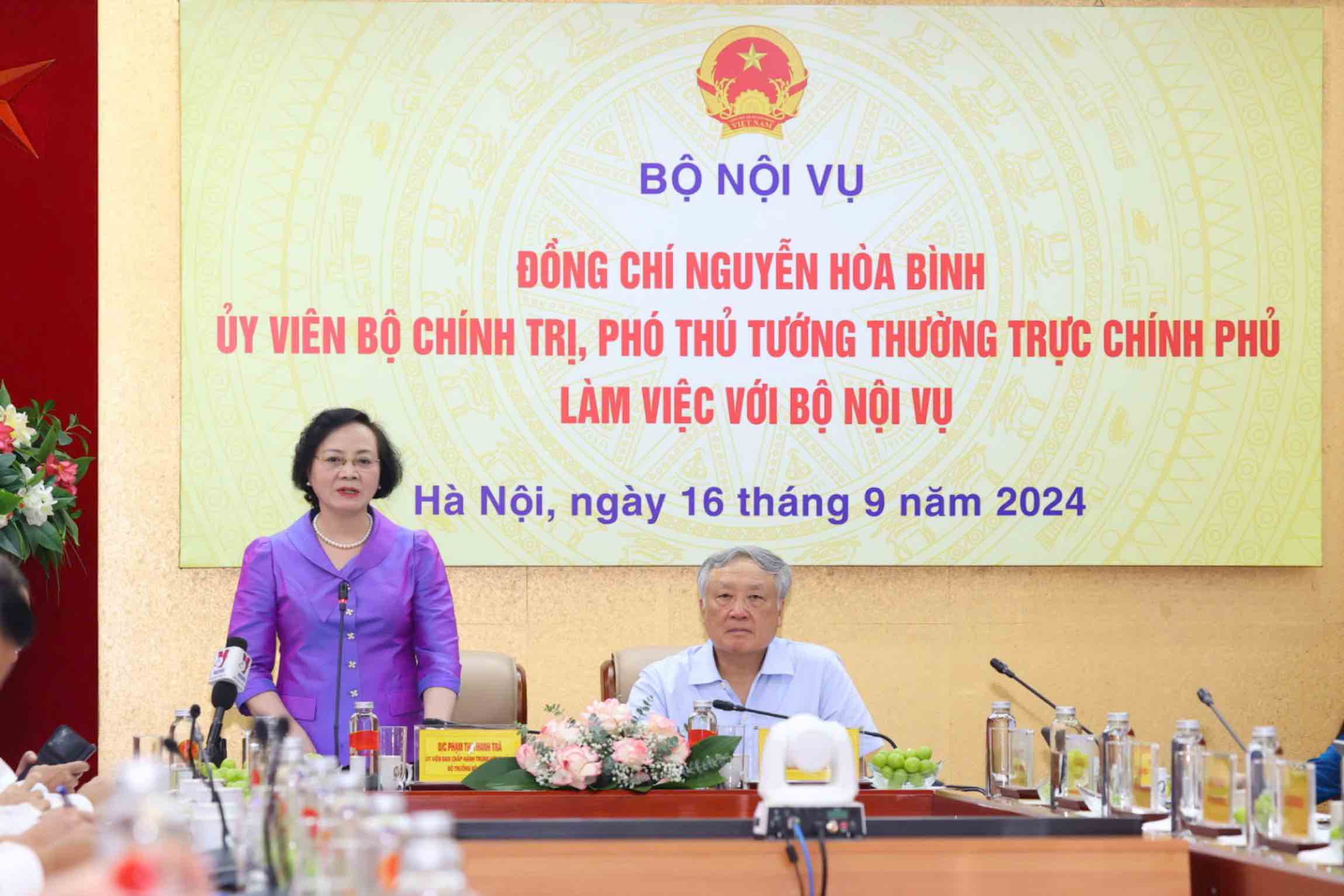 Bộ trưởng Bộ Nội vụ Phạm Thị Thanh Trà phát biểu tại buổi làm việc ngày 16.9. Ảnh: 