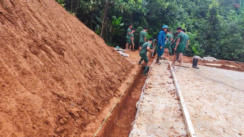 Chỉ vài ngày nữa khu tạm cư cho người dân Làng Nủ sẽ hoàn thành.