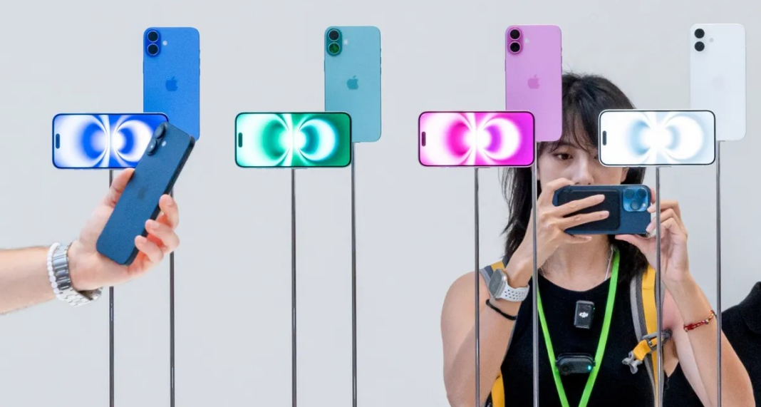 iPhone 16 và Huawei Mate XT được mở bán