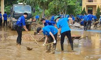 Thanh niên tình nguyện đất Tổ ra quân hỗ trợ khắc phục sau bão