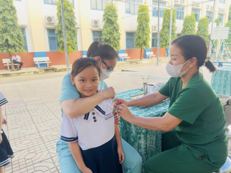 TP Hồ Chí Minh tăng tốc chiến dịch tiêm vaccine phòng chống dịch sởi -1