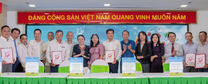 Saigon Co.op 'bắt tay' phát triển chuỗi cung ứng bền vững - Ảnh 3.