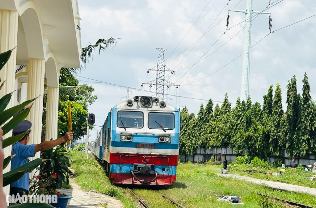 Cận cảnh ga Bình Triệu 