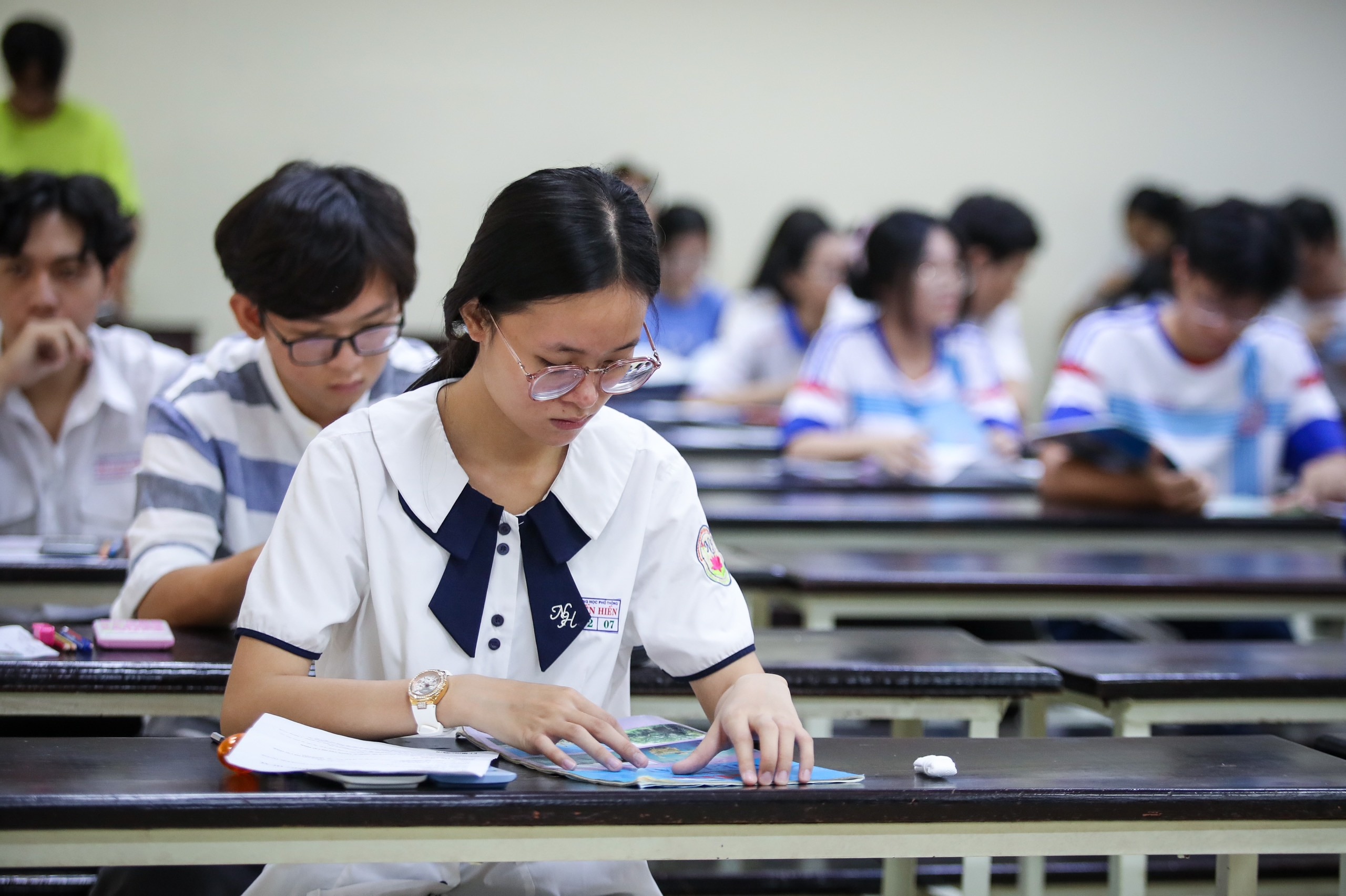 Thí sinh hoang mang tin đề thi đánh giá năng lực 'có 5 phần, 13 tổ hợp'- Ảnh 3.