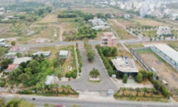 ອານ ພູຊິນ.jpg