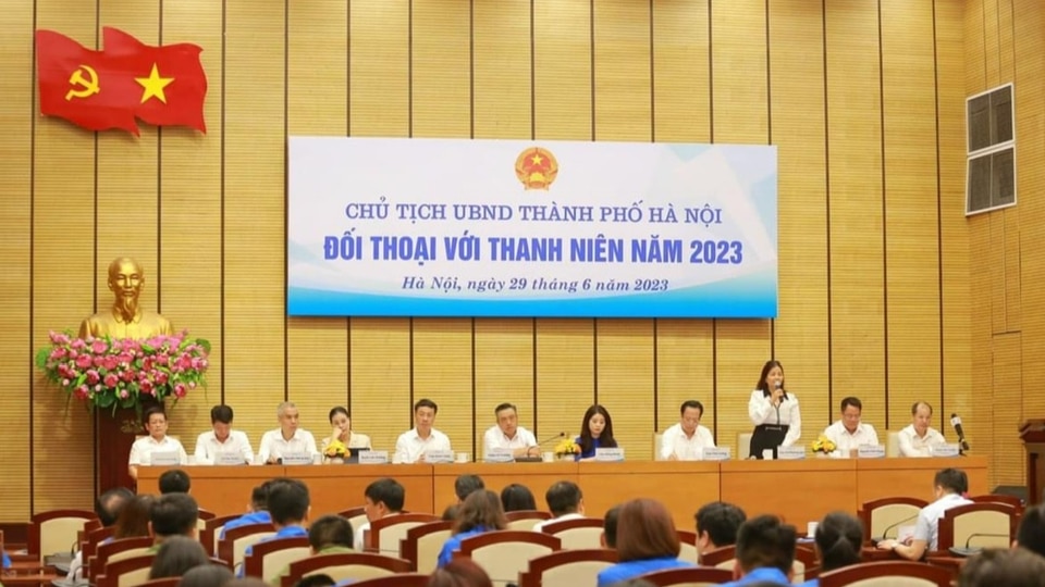 Chủ tịch UBND TP Hà Nội đối thoại với thanh niên trên địa bàn TP Hà Nội năm 2023