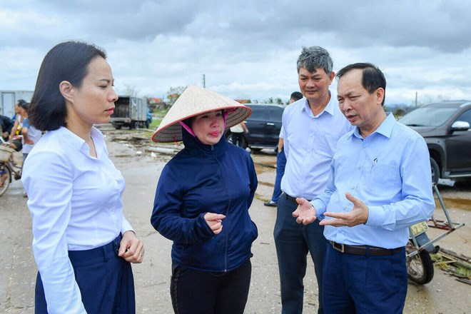 Giảm lãi vay, không gấp gáp thu nợ với DN bị thiệt hại sau bão