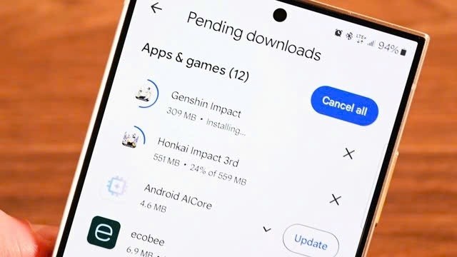 Google Play Store đã cho phép tải và cập nhật nhiều ứng dụng cùng lúc. Ảnh Internet