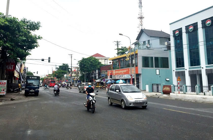 Hà Nội gỡ bỏ hạn chế giao thông trên nhiều tuyến đường- Ảnh 1.