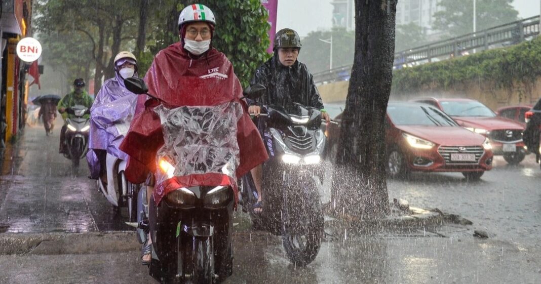 Hà Nội sắp có mưa dông