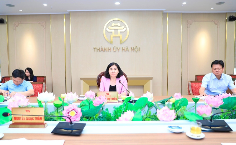 Phó Bí thư Thường trực Thành ủy Nguyễn Thị Tuyến phát biểu kết luận Hội nghị đánh giá kết quả 6 tháng đầu năm, triển khai nhiệm vụ 6 tháng cuối năm 2024 Chương trình số 01-CTr/TU. 