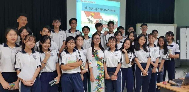 Học sinh chia sẻ cách học để môn Lịch sử 'không chán như em tưởng' ảnh 1