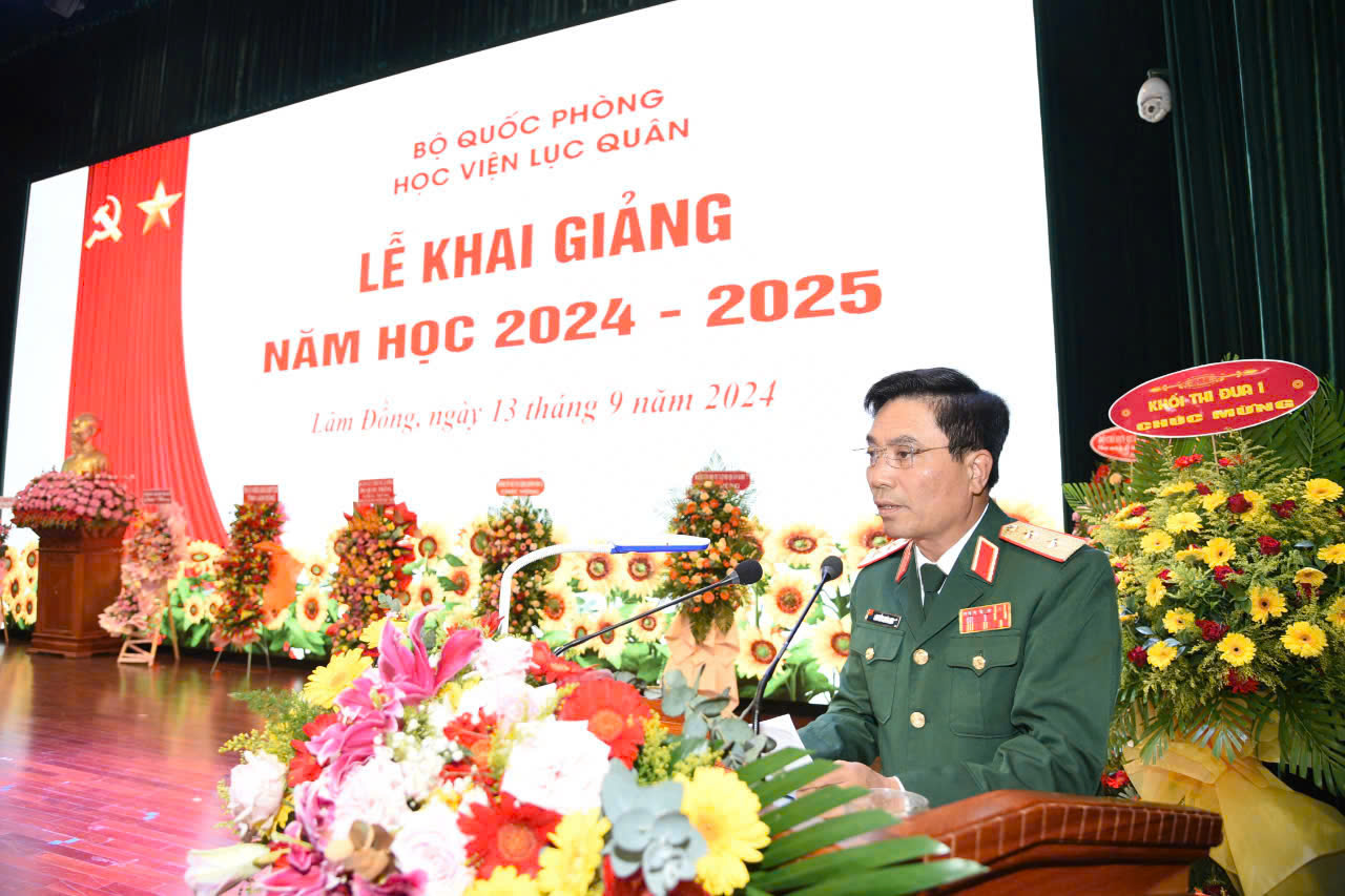 Học viện Lục quân khai giảng năm học mới với nhiều học viên đến từ nước ngoài- Ảnh 1.