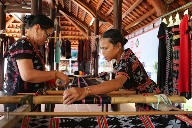 Thừa Thiên Huế: Kết hợp hài hòa giữa bảo tồn văn hóa và phát triển du lịch tại A Lưới - Ảnh 1.