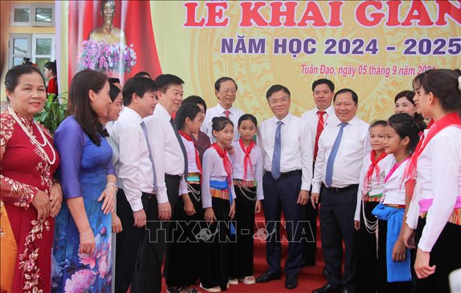 Lãnh đạo Đảng, Nhà nước dự khai giảng năm học mới 2024 – 2025- Ảnh 13.