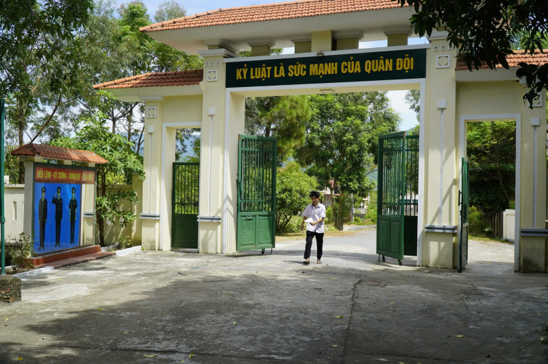 “Con nuôi Biên phòng” đỗ Học viện Biên phòng  -0