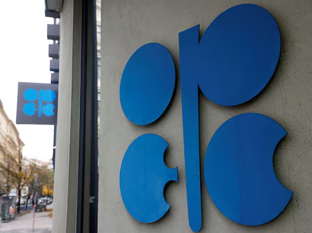 OPEC đảo chiến lược để hạ giá dầu?- Ảnh 1.