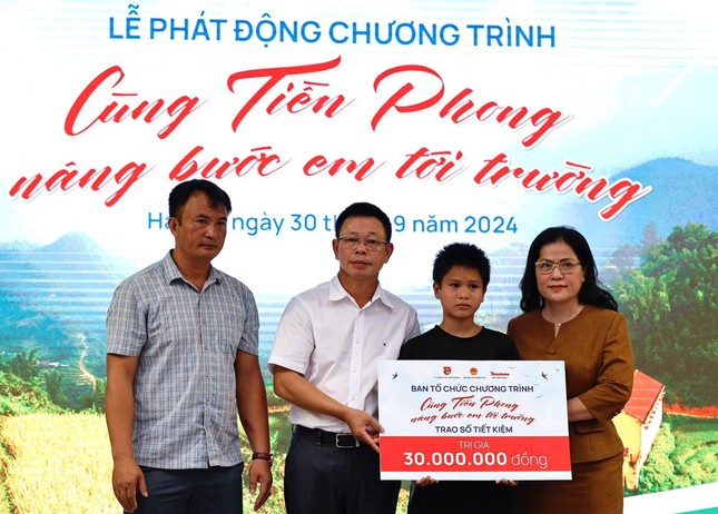 phat dong chuong trinh cung tien phong nang buoc em toi truong hinh 1